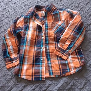 Boys Faded Glory size 6-7 long sleeve shirt